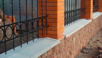 Міцність і довговічність: обирайте парапети бетонні від виробника Stone Town за вигідною ціною.